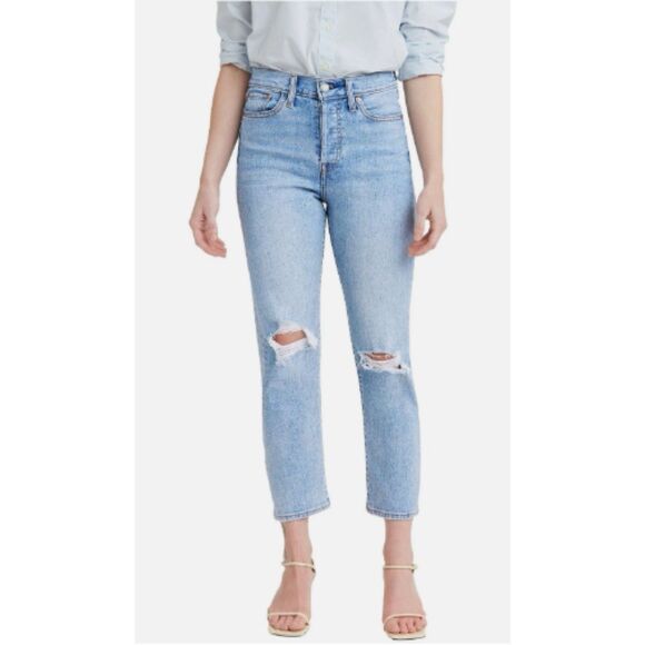 NEW Levi’s Size 32 Wedgie Straight Womens Jeans Light Wash Distressed High Rise - Picture 1 of 13